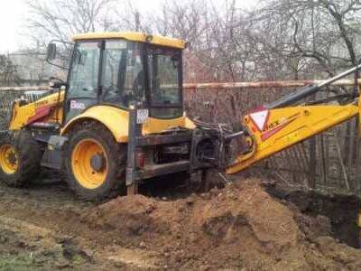 Услуги экскаватора – аренда, копка ям, арыков,