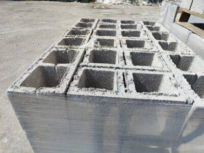 Продажа сплитерного блока для укладки стен