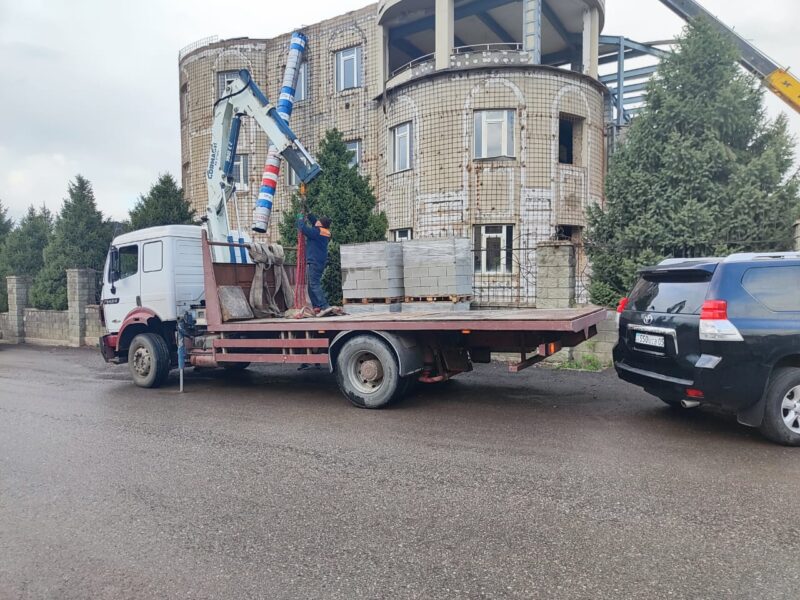 Манипулятор доставка в Алматы